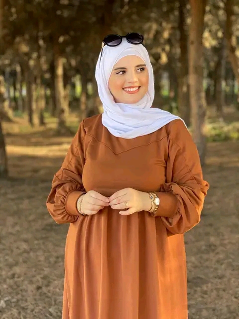 Zakia Chot_ZgkYb